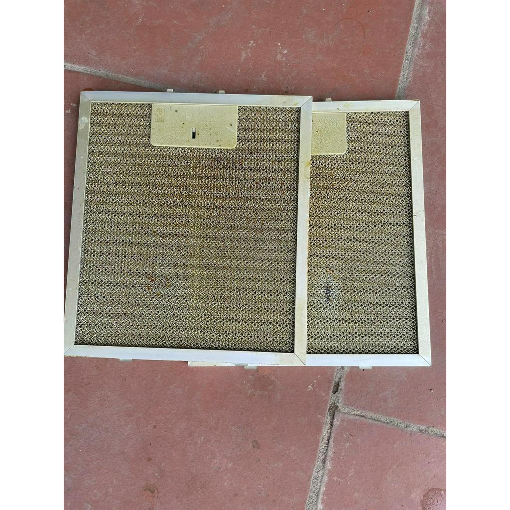 Tẩy cặn canxi nhà tắm Bleaching while dùng tẩy vách kính, vòi sen inox, bồn sứ, gạch men, lavabo tiện lợi hiệu quả .