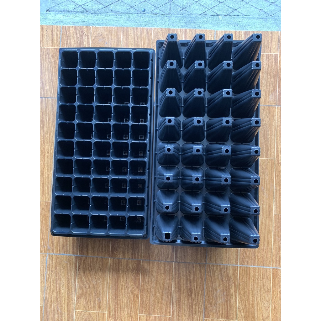 COMBO 10 KHAY ƯƠM HẠT 32 VÀ 50 LỖ SÂU (BẠT PHỦ ĐẤT CHỐNG CỎ, BẦU ƯƠM THÔNG MINH, KEO LIỀN SẸO...)