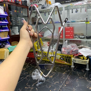 Baga giữa inox cho xe Sonic