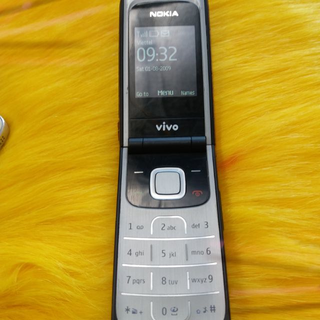 điện thoại nokia nắp bật 2720F