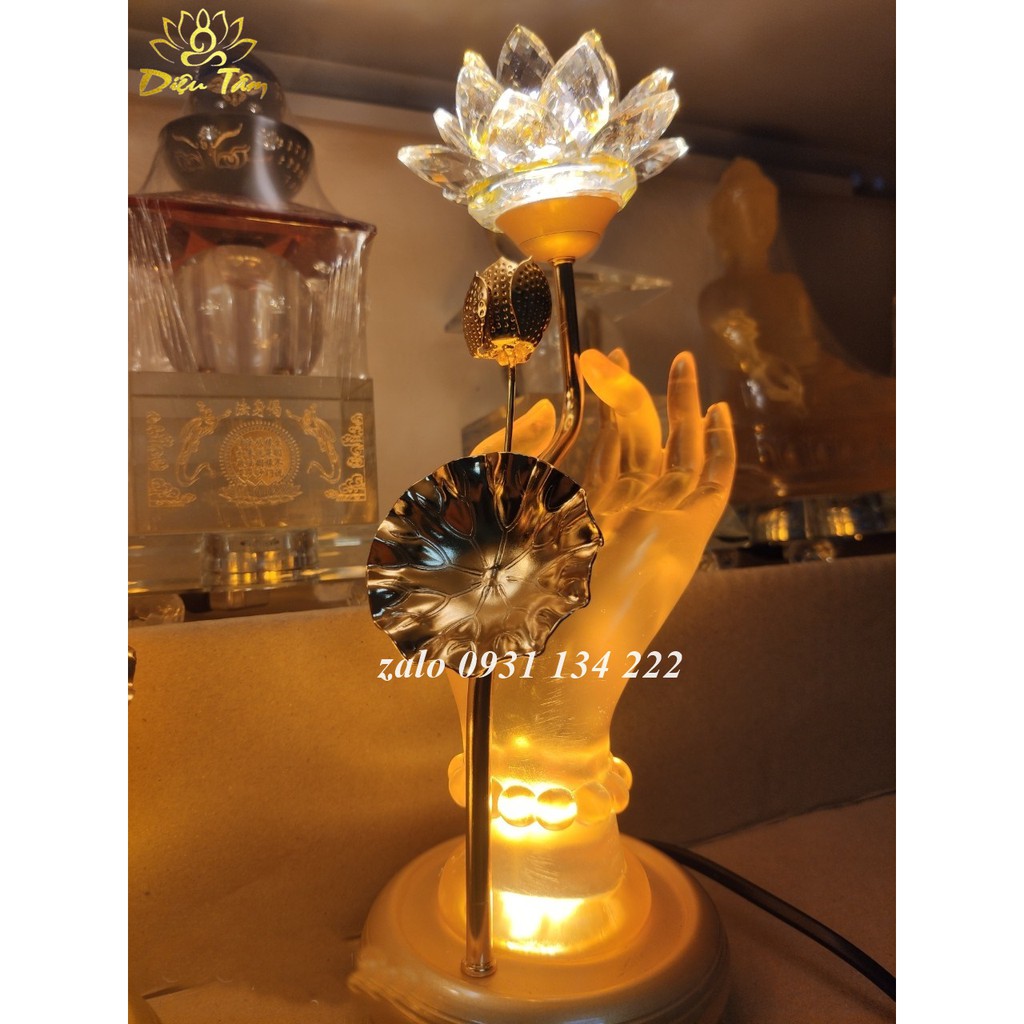 Cặp Đèn thờ tay phật cầm hoa sen, Đèn thủ ấn liên hoa lưu ly pha lê cao cấp