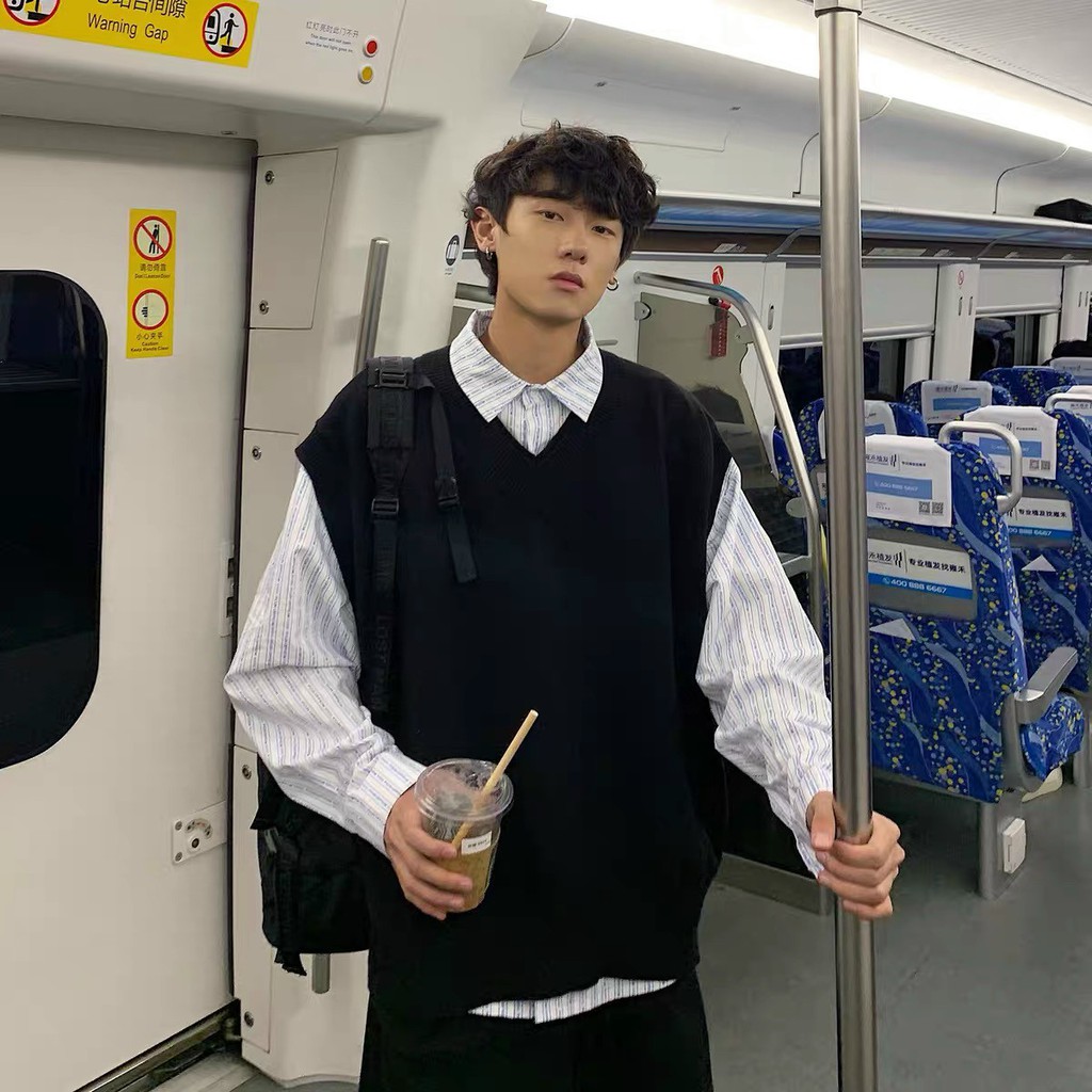 Áo Gile trơn nữ form rộng phong cách hàn quốc, áo ghi lê basic unisex cổ chữ V | BigBuy360 - bigbuy360.vn