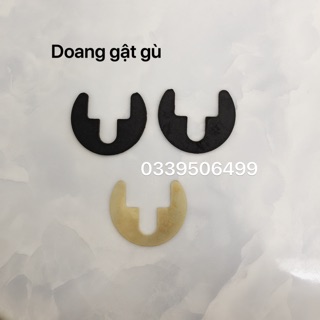 Doang cao su gật gù giường gội đầu