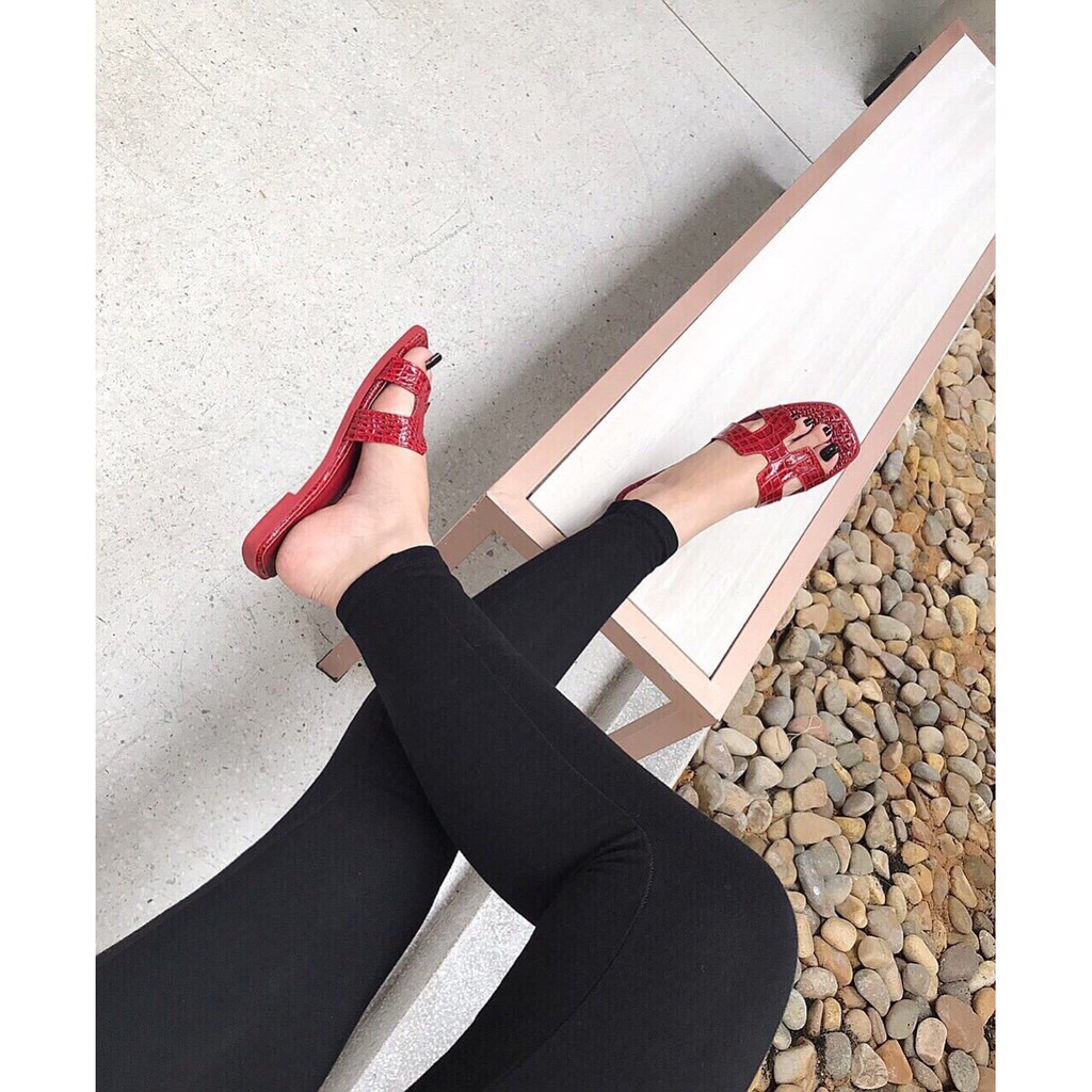 XẢ HÀNG LẺ SIZE - Dép lê H da vân rắn họa tiết