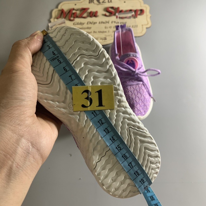 M78  Giày chun lưới siêu mềm buộc dây size 25 đến 32