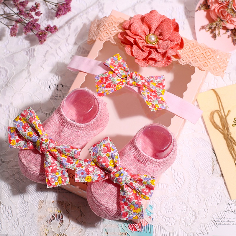 Set 3 Món Đôi Vớ / Băng Đô Nơ / Vương Miện Xinh Xắn Cho Bé Gái Mới Sinh