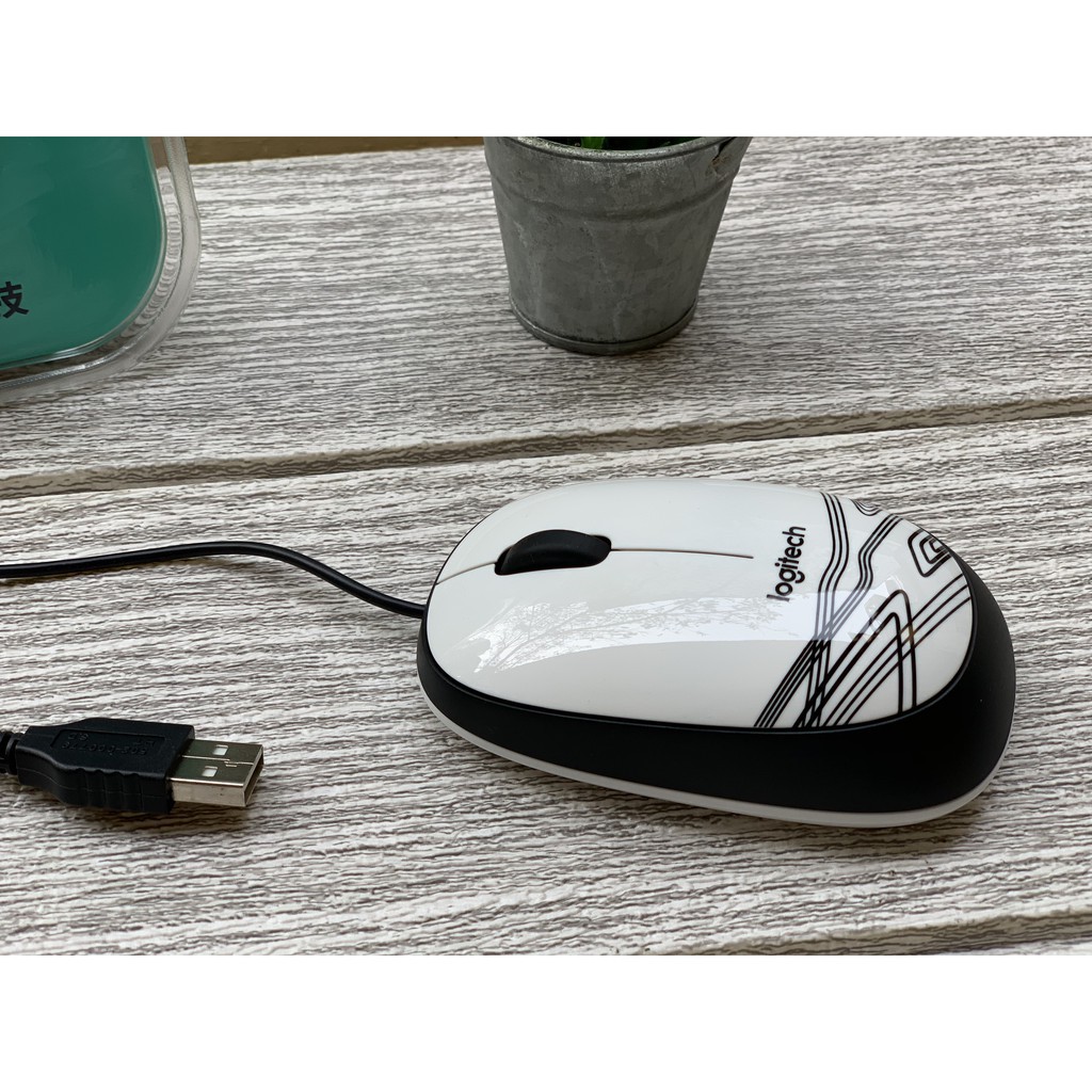 Chuột Logitech M105 Optical USB - Màu Trắng