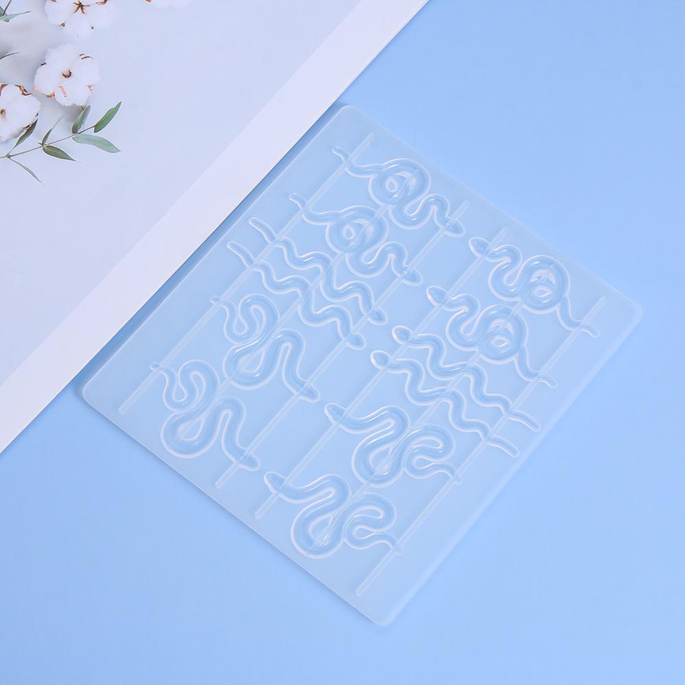 Khuôn Làm Móc Khóa Bằng Nhựa Epoxy Trong Suốt Độc Đáo