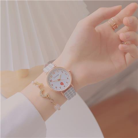 Đồng Hồ Đeo Tay Phát Quang Thiết Kế Xinh Xắn Dành Cho Bé Gái 12 Tuổi