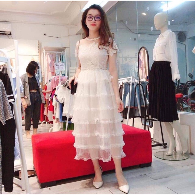 Váy ren siêu đẹp nha khách