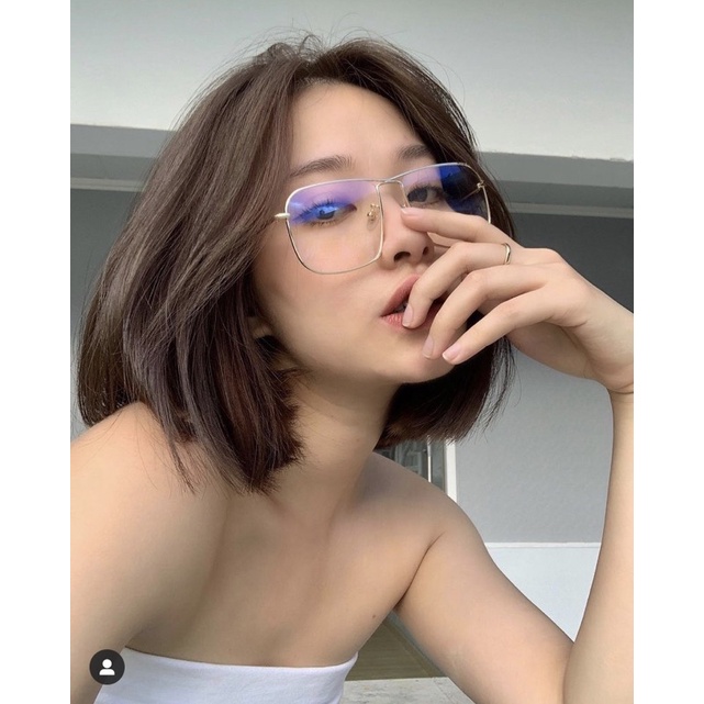 Kính gọng chéo thời trang siêu sang chảnh Quỳnh Kool trending