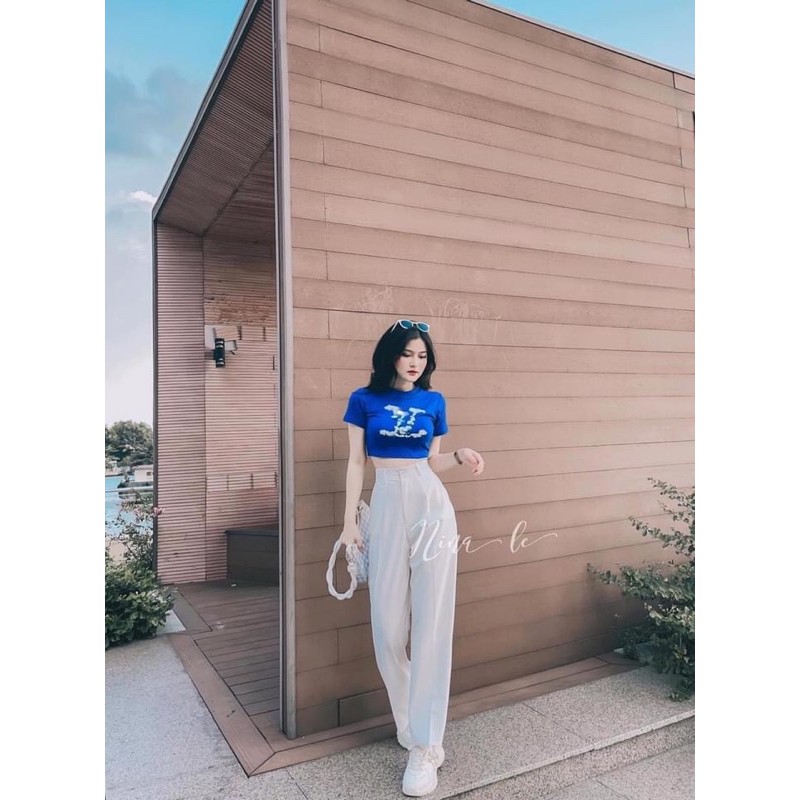 Áo thun croptop xanh hoạ tiết nổi hình thật
