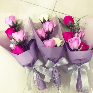 Hoa sáp combo 3 bó 5 bông và 1 giỏ 6 bông