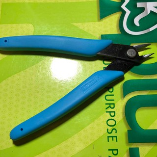 kìm tháo đá phá đá nail