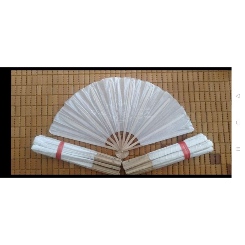 Quạt giấy hàng đẹp giá siêu mềm