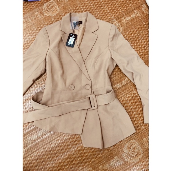 Áo khoác vest/blazer Xanh/ Be Hera dg nguyên tag M/L/XL