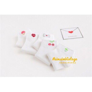 Tất trắng cổ in hình Sticker