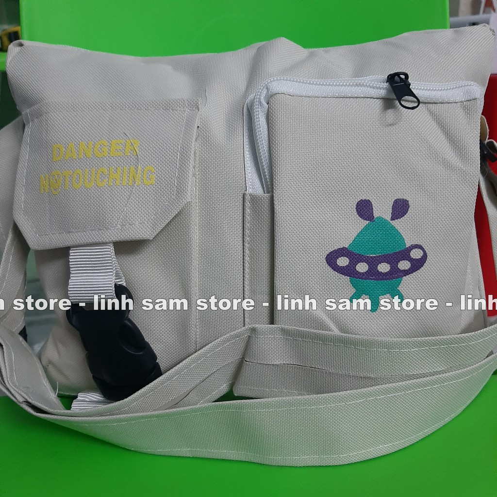 Túi xách đeo chéo nữ kiểu dáng mini bag Hàn Quốc thời trang canvas khóa kéo hai ngăn ngang chữ DANGER NO TOUCHING