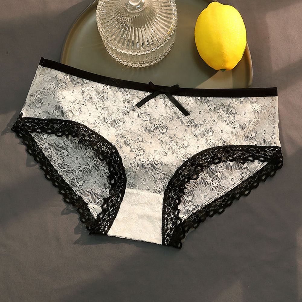 Quần lót nữ SKJK mềm mại thoáng khí cạp vừa phối ren hoa dễ thương phong cách Hàn Quốc