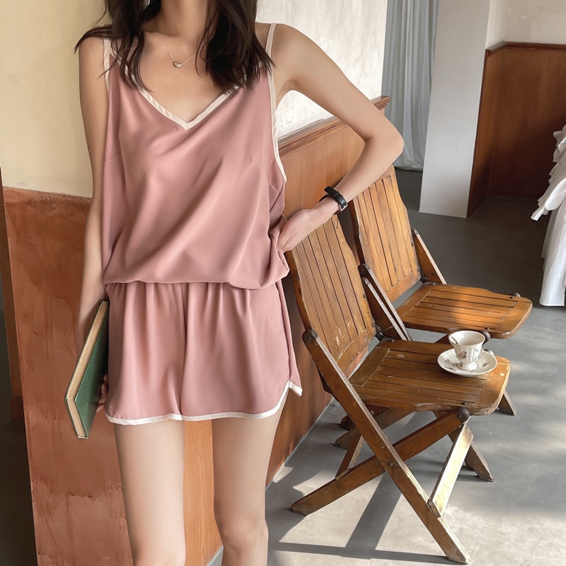Bộ Đồ Ngủ Áo Hai Dây Cổ Chữ V + Quần Short Thời Trang Mùa Hè Cho Nữ