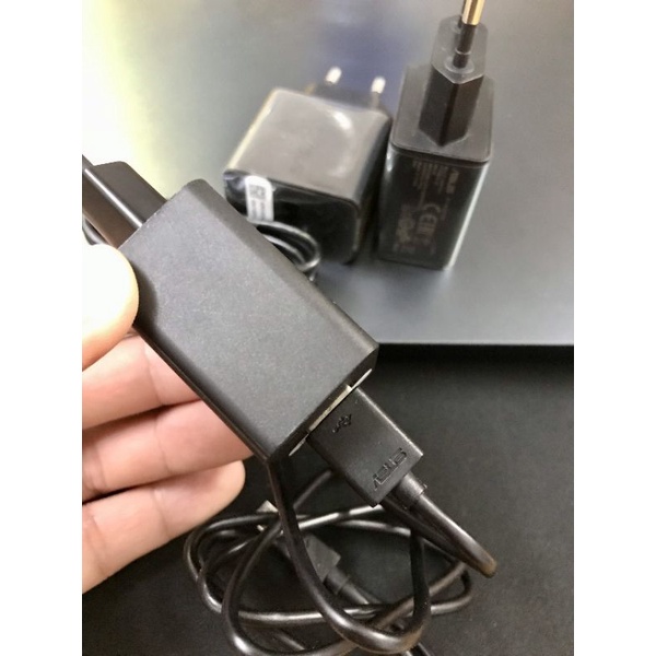 Bộ củ Asus 5V-2A và cáp micro