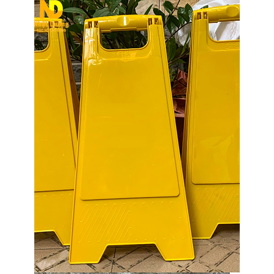 Bảng cảnh báo chữ A Khu vực đang làm vệ sinh/ Khu vực đang thi công/ Chú ý trơn trượt/ Cấm đậu xe/ Cấm hút thuốc