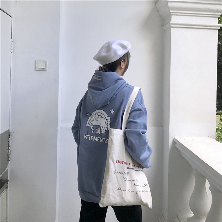 Sale 73% Áo hoodie nữ dáng rộng in chữ thời trang, Giá gốc 236000đ - 1G92 | BigBuy360 - bigbuy360.vn