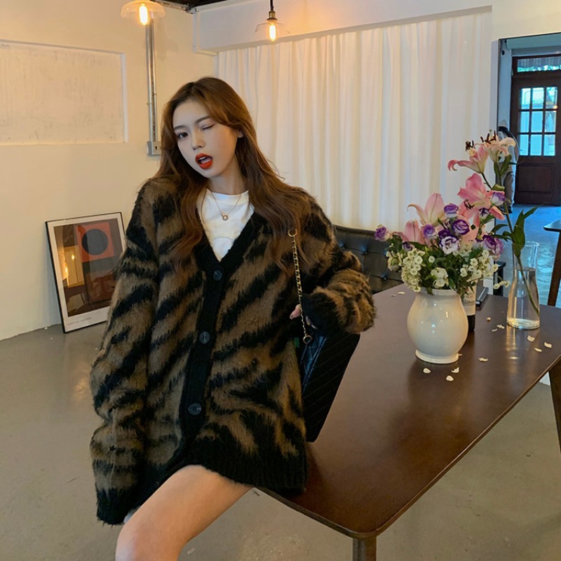 Mô hình ngựa vằn áo len dệt kim áo khoác cardigan của phụ nữ mùa thu và mùa đông