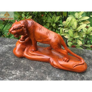 Tượng hổ bằng gỗ Hương dài 30 cm