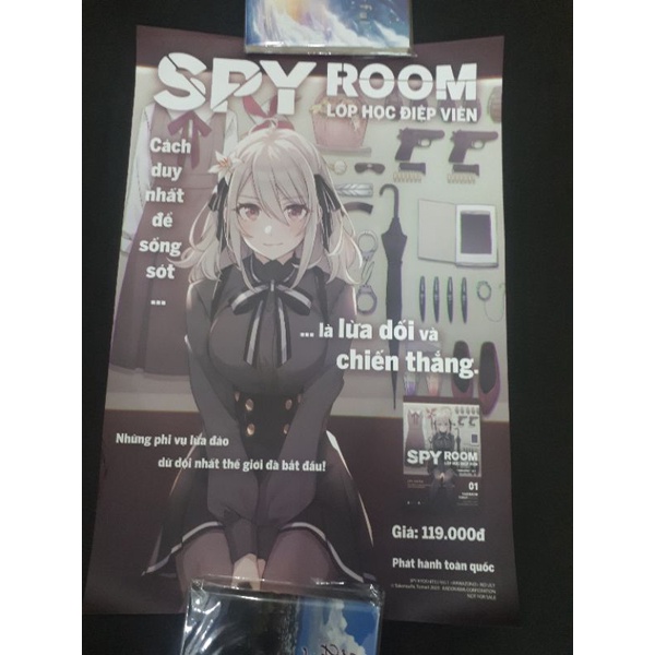 poster phát hành spy room - lớp học điệp viênn