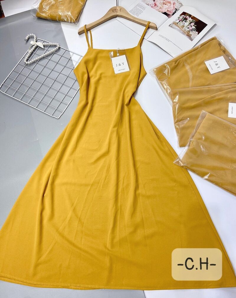 [ Mã FAMAYWA2 giảm 10K đơn 50K] Váy maxi 2 dây vàng dáng dài midi | BigBuy360 - bigbuy360.vn