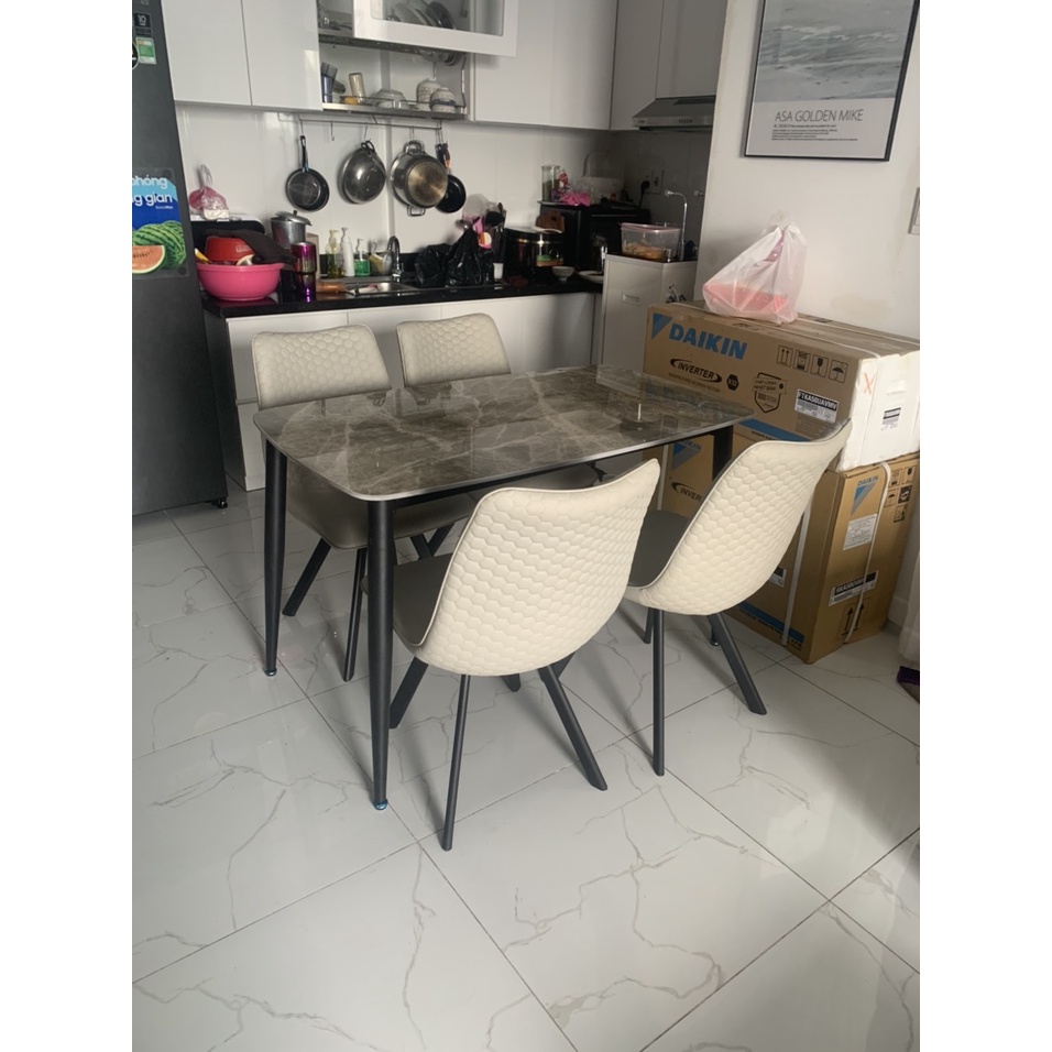 Bộ bàn ăn mặt đá ceramic bóng kèm ghế Ring