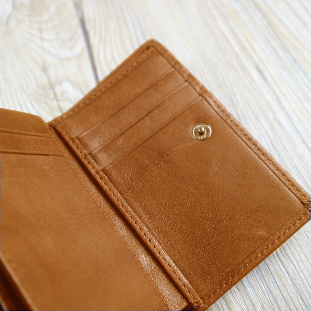 Ví nam AD03, bóp nam da bò cao cấp thiết kế gấp ba nhỏ gọn nhiều ngăn đựng thẻ đựng tiền, bảo hành da 06 tháng - Adonis