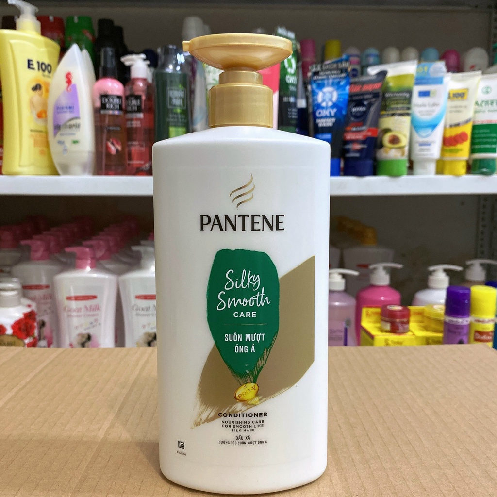 Dầu xả PANTENE giàu dưỡng chất 650ml