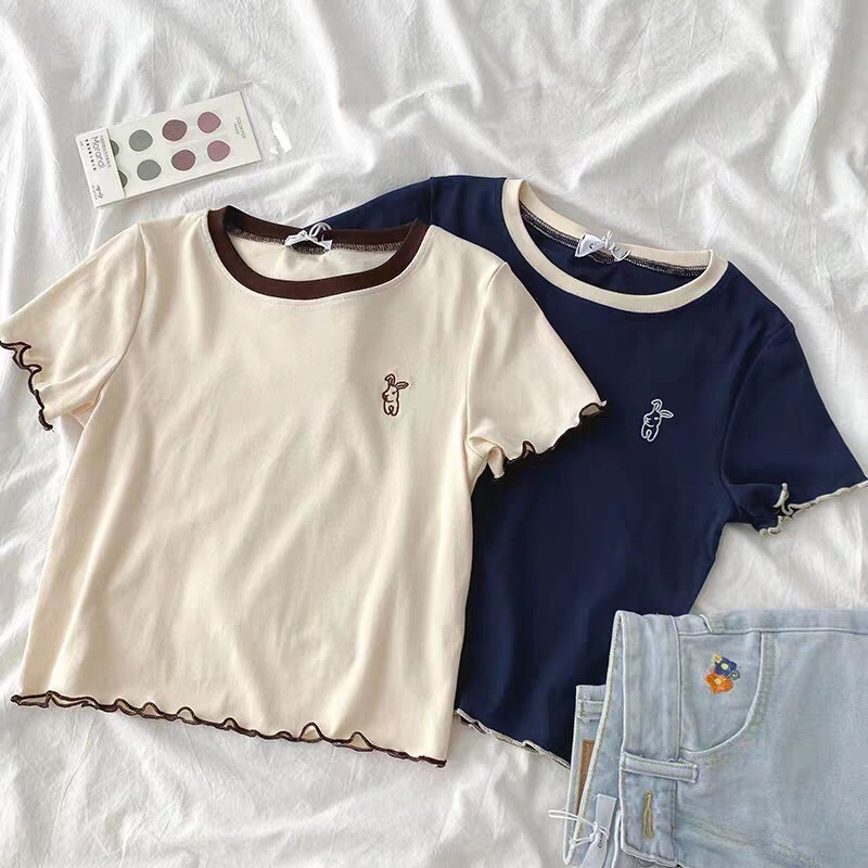 Áo tay ngắn thêu con thỏ phối viền(CH)