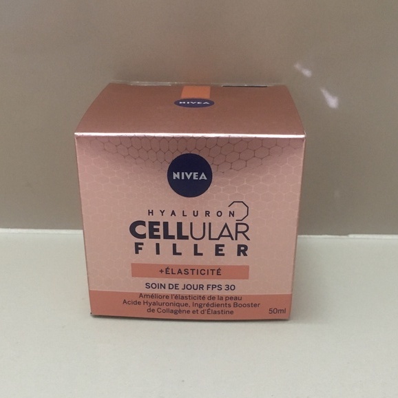 - Bộ Kem dưỡng da Chống lão hoá Nivea Cellular Filler 50ml