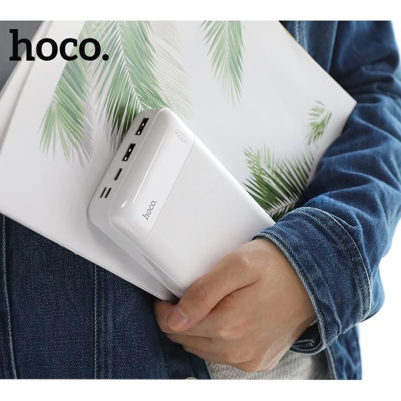 Pin sạc dự phòng di động chính hãng HOCO dung lượng cao 30000 mAh, đầu ra 3 cổng USB dòng 2A, màn hình LED - THOTO Store