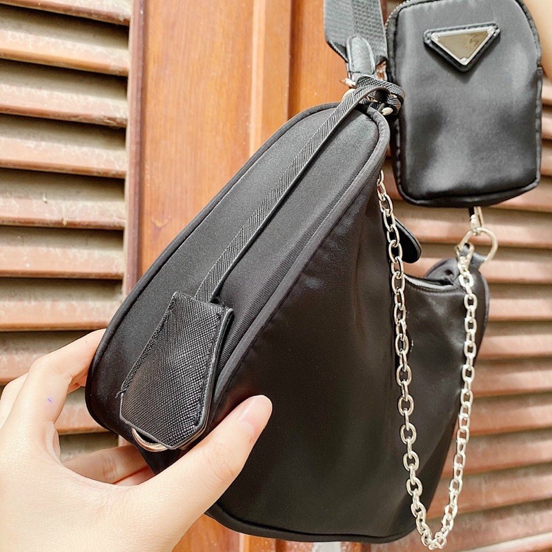 Túi Đeo Chéo 3in1 BLACK BAG chất vải dù đen trơn basic có thể đeo được nhiều kiểu set gồm 1 túi to và túi nhỏ