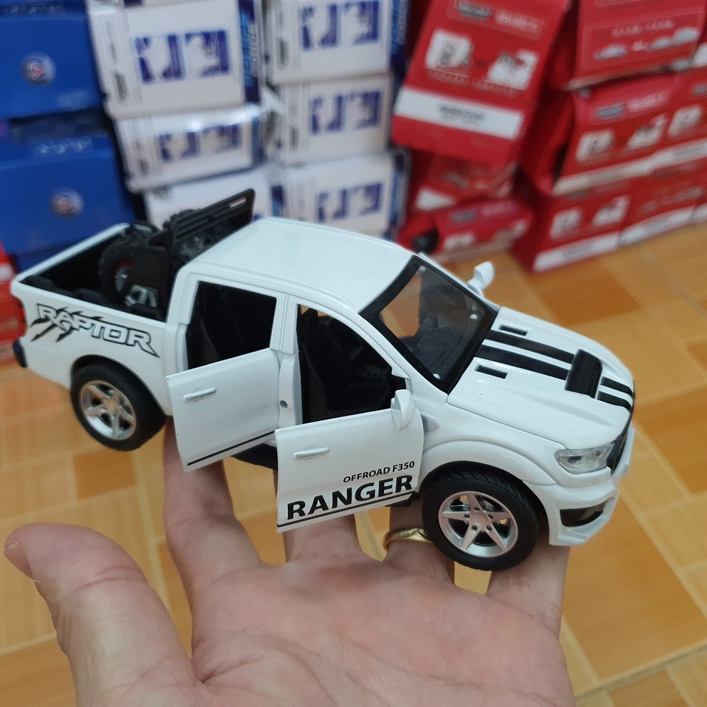 Mô hình xe ô tô Ford F350 Offroad Raptor tỉ lệ 1:32 đồ chơi trẻ em