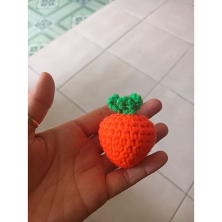 Móc khoá len cà rốt ú