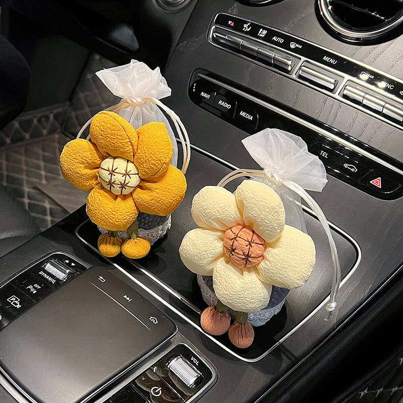 Bamboo Charcoal Bag for Automobile Formaldehyde Removal Odor Removal Activated Carbon Car Good Stuff Charcoal Bag Doll New Car Interior Decoration Supplies Female Auto department store supplies