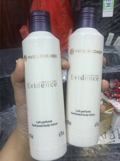 Dưỡng thể Yves Rocher Evidence