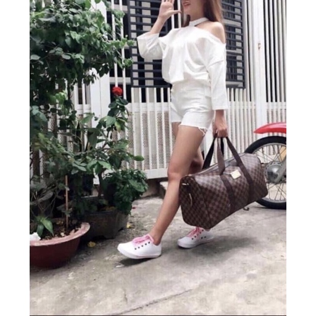 Túi trống du lịch quai dù, có kèm dây đeo chéo size 30x50cm