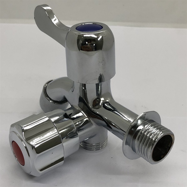 Củ sen tắm inox xi (lõi nhựa) loại tốt