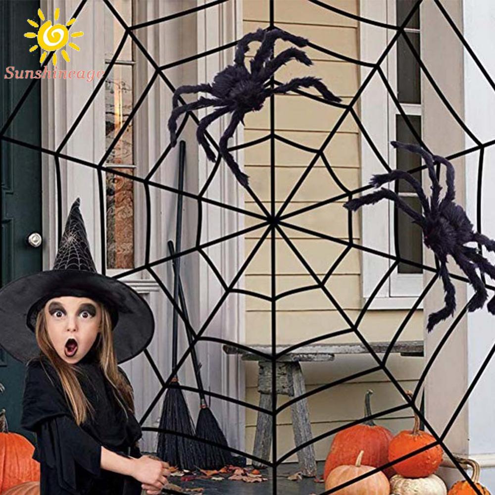 Halloween giant spiders hang in haunted homes, decorated with black fake spiders, cunning toys and Halloween gifts