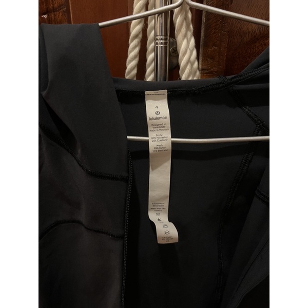 Áo khoác Lululemon size 4