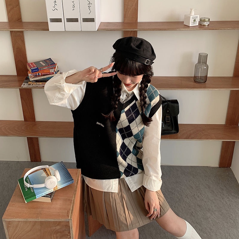 Áo len không tay cổ chữ V họa tiết kim cương phong cách Hormones | BigBuy360 - bigbuy360.vn