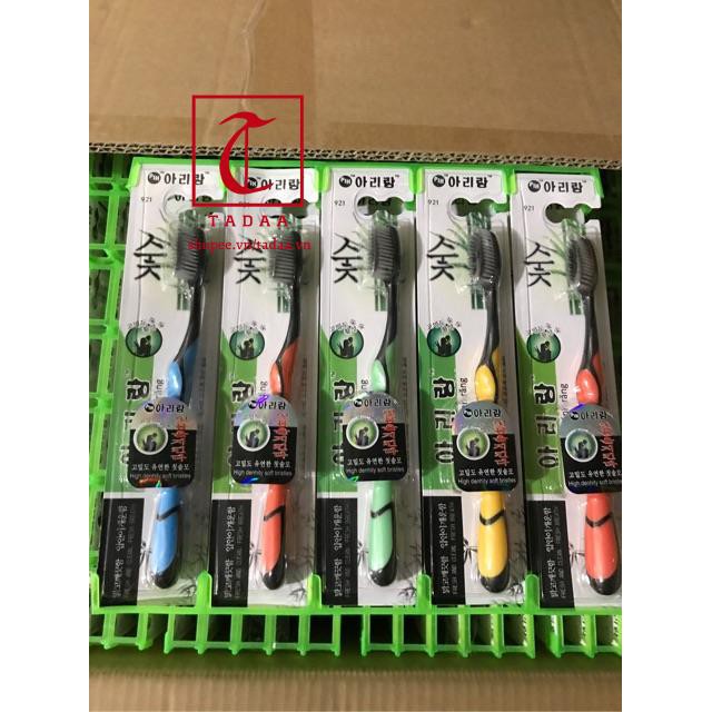 Bàn Chải Đánh Răng Than Tre Hoạt Tính Hàn Quốc BOSSI NO921 (không chọn mầu)