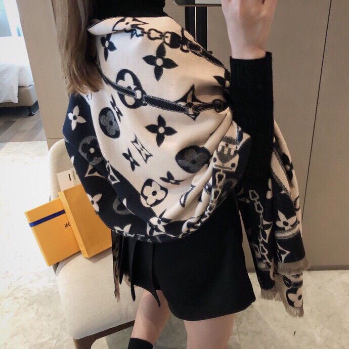 Khăn Choàng Cổ Dài Hai Mặt Bằng Vải Cashmere Họa Tiết Cỏ Bốn Lá Hợp Thời Trang Cho Nữ