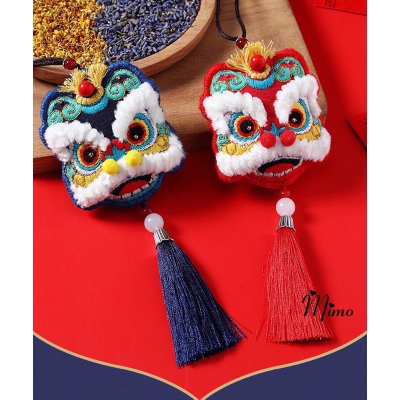 [ Sẵn hàng] Bộ Kit tự thêu túi thơm hình đầu lân DIY sẵn 2 màu đỏ xanh Túi gấm tự thêu handmade